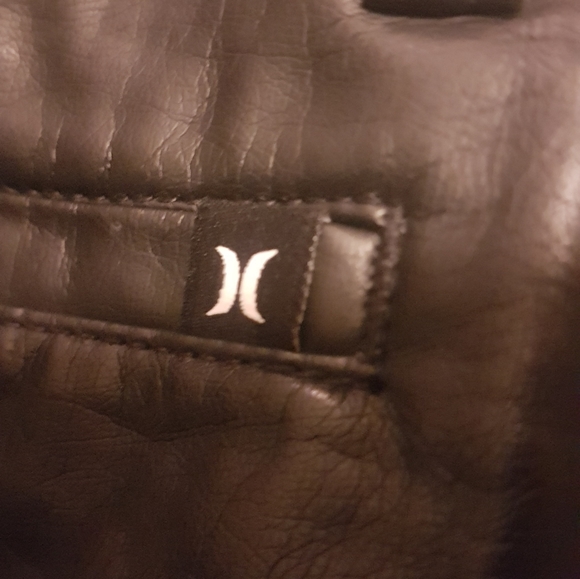 Hurley Faux leather shorts - Picture 3 of 10